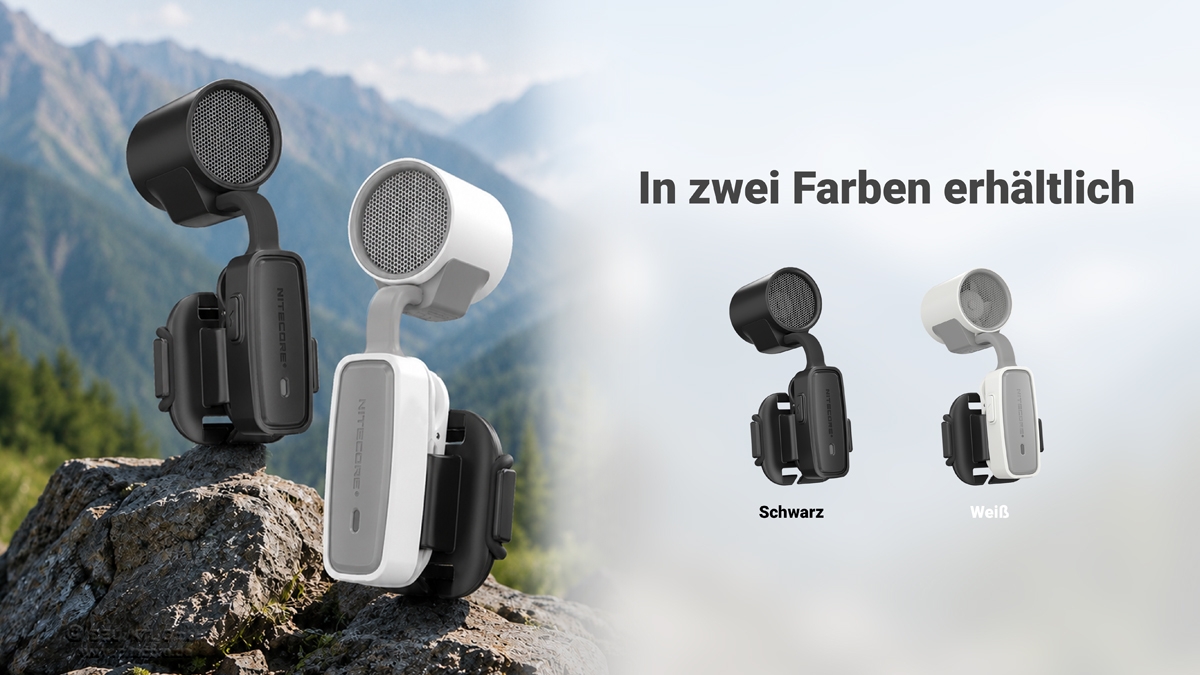 Zwei tragbare Nitecore-Ansteckventilatoren in Schwarzweiß vor einem malerischen Berghintergrund.